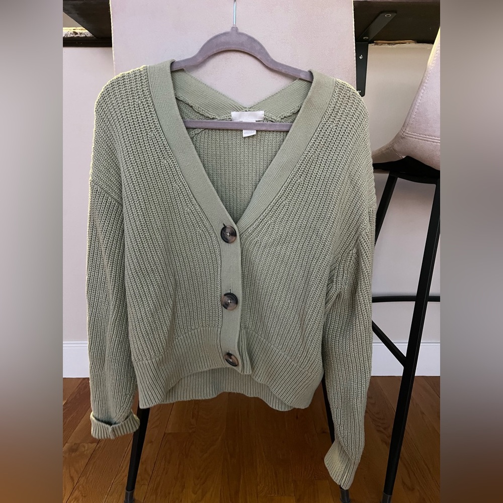 Women's Green Sweater